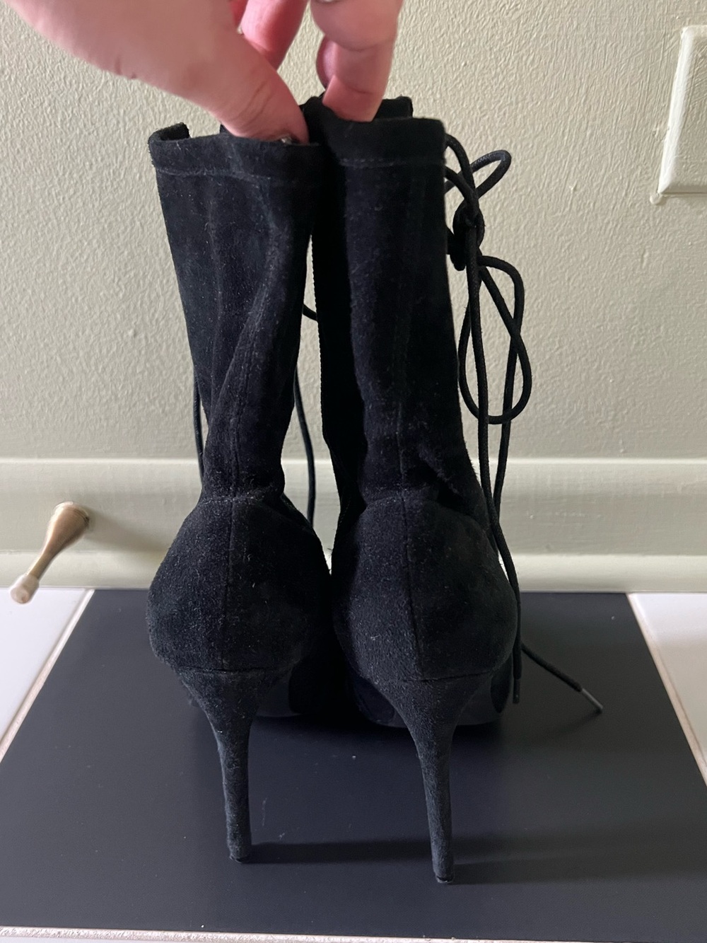 Steve Madden black suede lace up heeled boots - Picture 4 of 5
